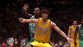 NBA Live 09 Screenshot from Shacknews