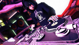 DJ Hero Bundle Screenshot from Shacknews
