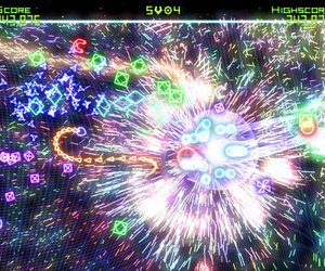 Geometry Wars: Retro Evolved Screenshots