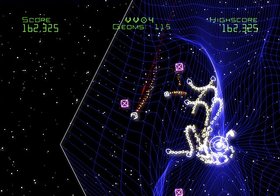 Geometry Wars: Galaxies Screenshot from Shacknews